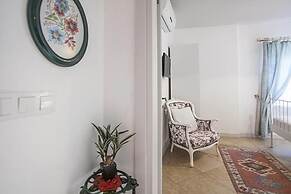 Kalinda Bozcaada (Adult Only)