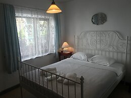 Kalinda Bozcaada (Adult Only)