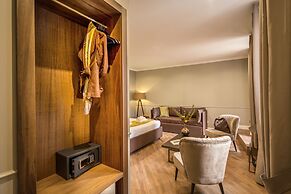 Charme Spagna Boutique Hotel