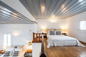 Lighthouse Hotel
