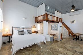 Lighthouse Hotel
