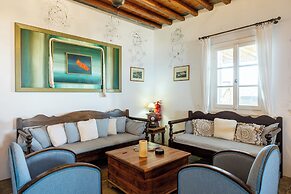 Lighthouse Hotel