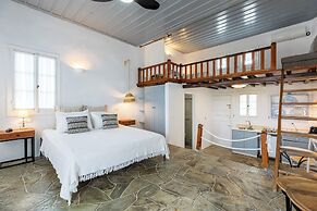 Lighthouse Hotel