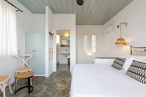 Lighthouse Hotel
