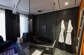 MyTALE Creative Academy Hotel