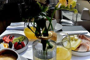 MyTALE Creative Academy Hotel