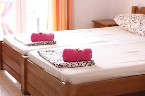Sun Hostel Budva