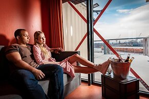 DOCK INN Hostel Warnemünde