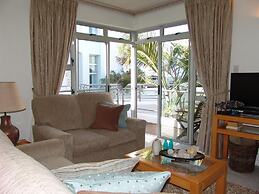 Diaz 15 House on the Bay