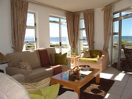 Diaz 15 House on the Bay