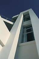 Diaz 15 House on the Bay