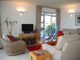 Diaz 15 House on the Bay