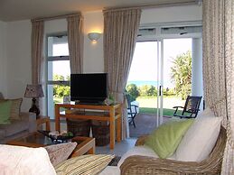 Diaz 15 House on the Bay