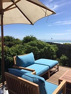 Diaz 15 House on the Bay