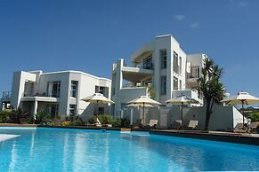 Diaz 15 House on the Bay