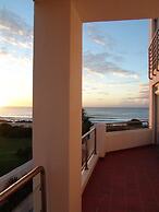 Diaz 15 House on the Bay