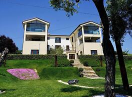 Magnificat - Hotel & Resort