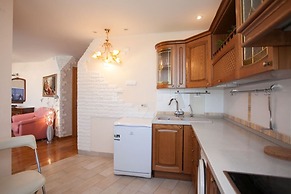 InnHome Apartments - Revolution Square