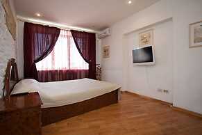 InnHome Apartments - Revolution Square