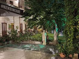 Anatolia Raymonde Cave House