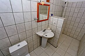 Anatolia Raymonde Cave House