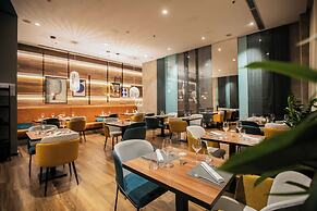 Marvie Hotel & Health