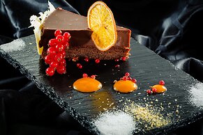 Marvie Hotel & Health