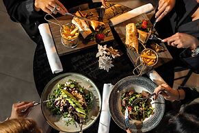 Marvie Hotel & Health