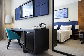 Marvie Hotel & Health