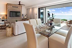 Hodges Bay Resort & Spa, an HQ Luxury Resort & Residences