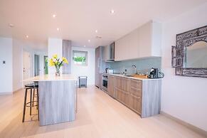 Hodges Bay Resort & Spa, an HQ Luxury Resort & Residences