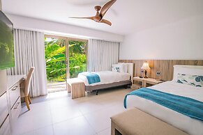 Hodges Bay Resort & Spa, an HQ Luxury Resort & Residences