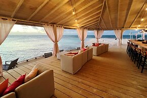 Hodges Bay Resort & Spa, an HQ Luxury Resort & Residences