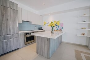 Hodges Bay Resort & Spa, an HQ Luxury Resort & Residences