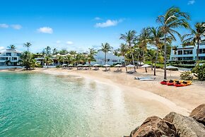 Hodges Bay Resort & Spa, an HQ Luxury Resort & Residences