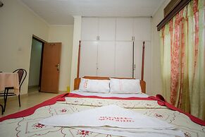 Muhabura Motel