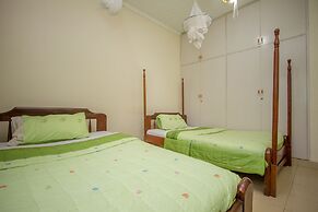 Muhabura Motel
