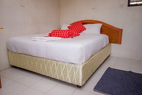 Sunshine Hotel Tengecha