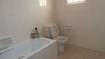 Azanza Mtwapa Holiday Home
