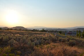Canyon Country Lodge