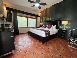 Hacienda del Lago Boutique Hotel