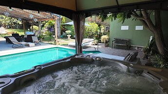 Hacienda del Lago Boutique Hotel