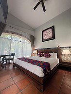 Hacienda del Lago Boutique Hotel