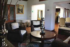 Hacienda del Lago Boutique Hotel