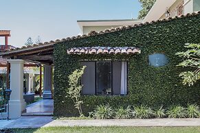 Hacienda del Lago Boutique Hotel