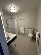 Holiday Inn Express & Suites - Gatineau - Ottawa by IHG