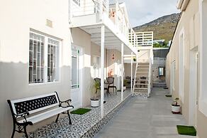 Boulders Beach Hotel, Cafe and Curio