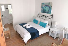 Boulders Beach Hotel, Cafe and Curio