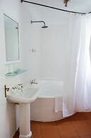 Boulders Beach Hotel, Cafe and Curio