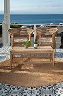 Boulders Beach Hotel, Cafe and Curio